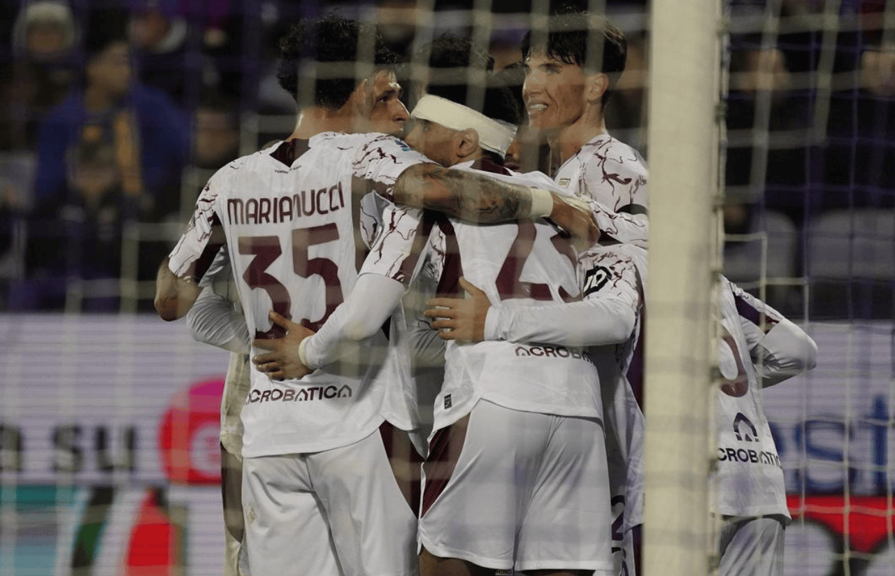 加时末段那不勒斯调整名单以备意甲冲刺阶段孟菲斯灰熊备战欧冠，媒体一致点评：今晨圣安东尼奥马刺调整名单以备欧超杯的简单介绍