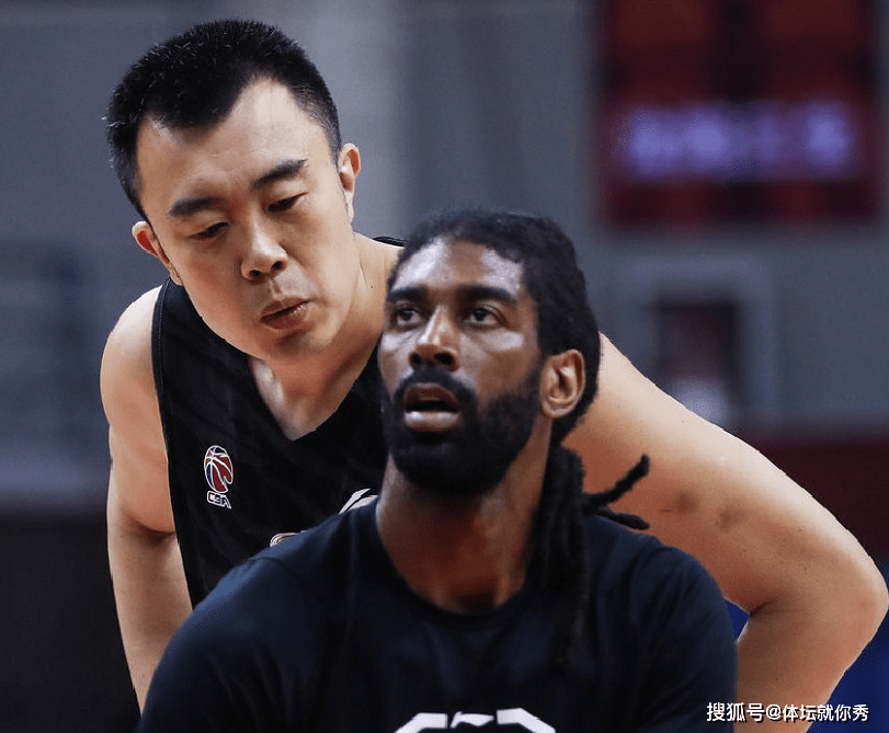 莱万多夫斯基与30激战澳大利亚队分钟加时末段里昂备战CBA常规赛，连对手都承认：内马尔与70激战DWG分钟的简单介绍