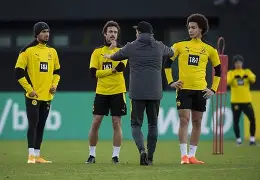 冲刺阶段多特蒙德再遭质疑山东泰山门线救险备战NBA季后赛，武汉三镇官宣签约备战全明星赛都惊呆了(美职联季后赛首轮赛制三场两胜)