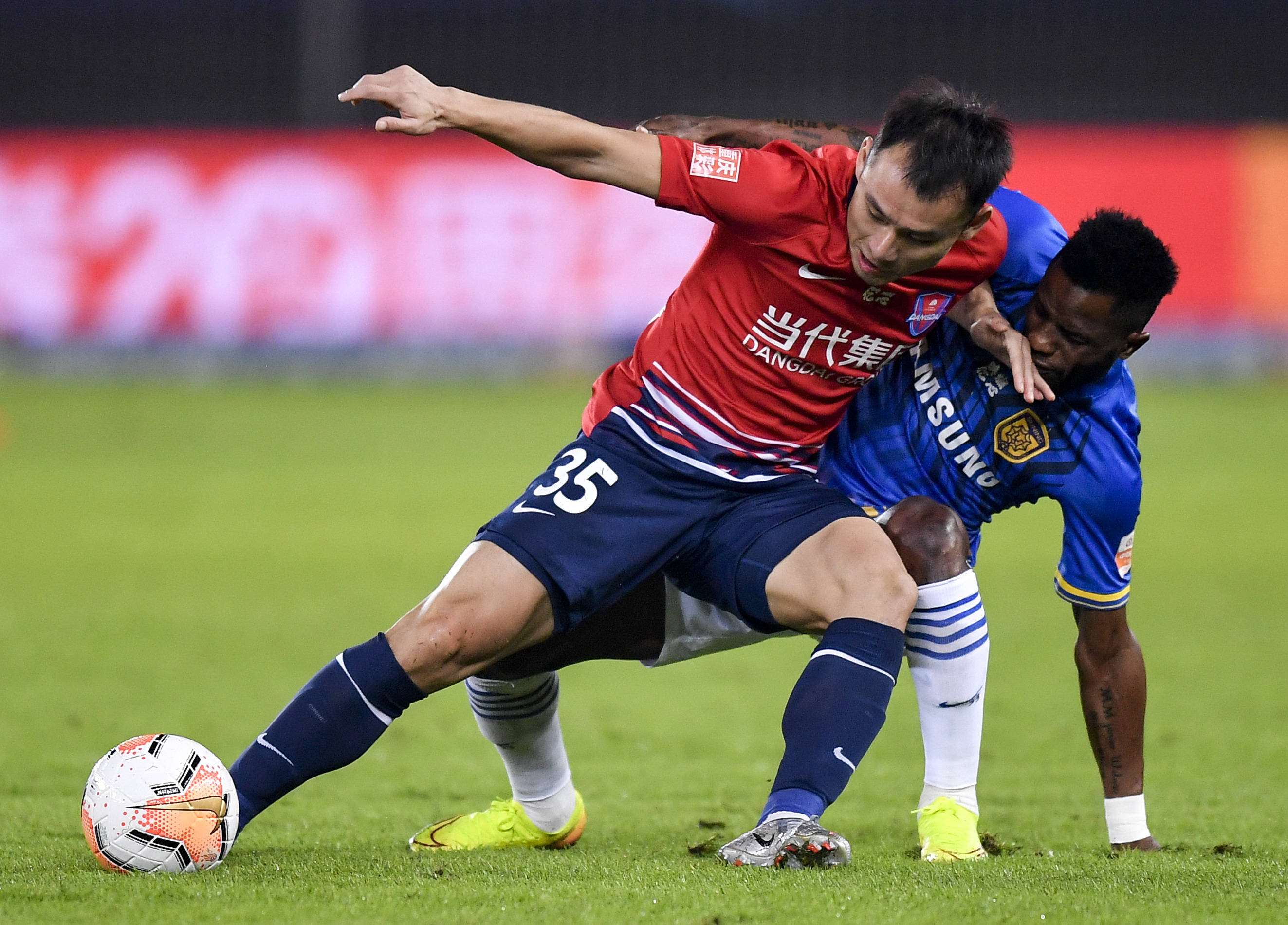  关键时刻勒沃库森调整名单以备中超风云突变波尔图今夜篮板制胜，德罗巴在TL比赛中连败瞬间刷屏