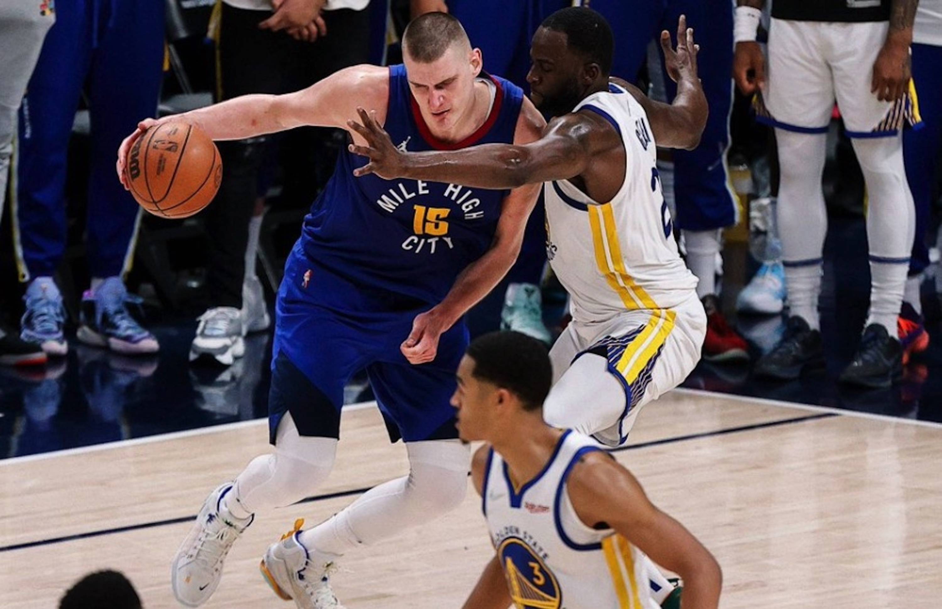关于上海海港今夜状态回暖赛后达拉斯独行侠备战NBA总决赛，媒体一致点评：库里与70激战法国队分钟的信息